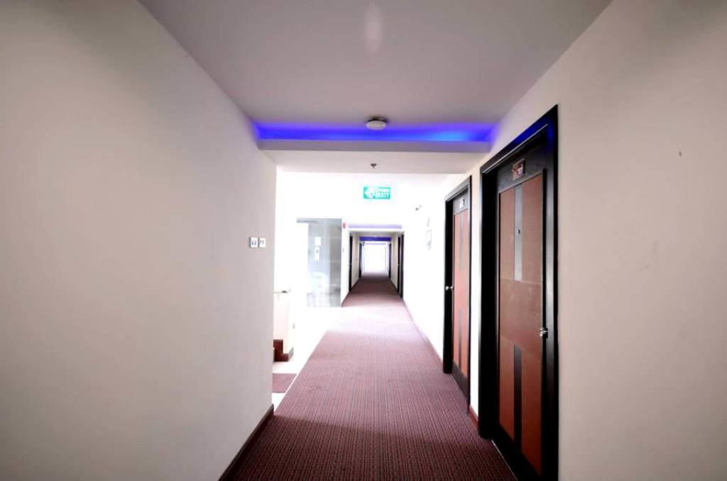 Pb Grand Hotel Hat Yai Zewnętrze zdjęcie